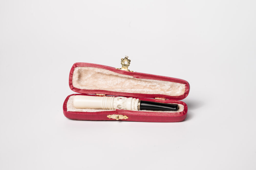 Decorative Cigarette Holder - Turkish Meerschaum
